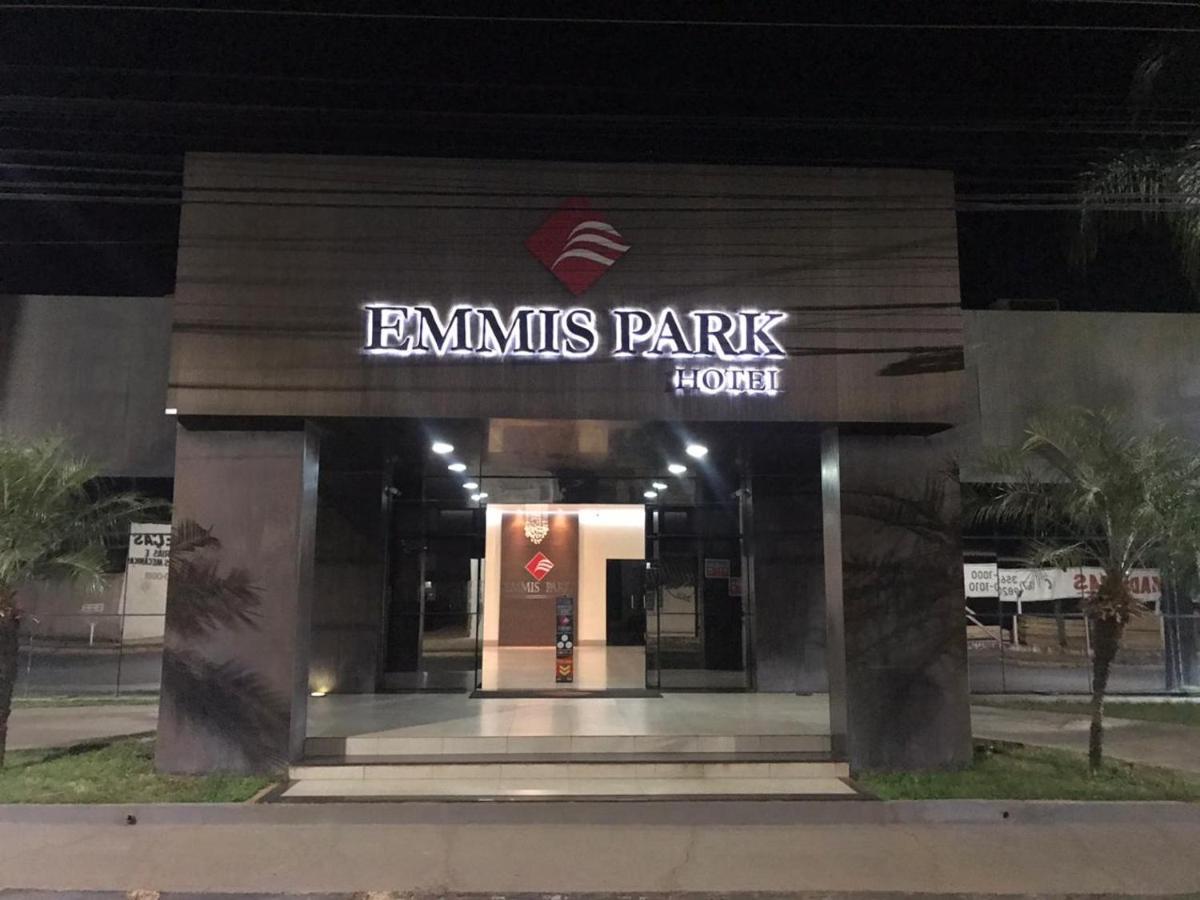 Emmis Park Hotel Aparecida do Taboado Buitenkant foto