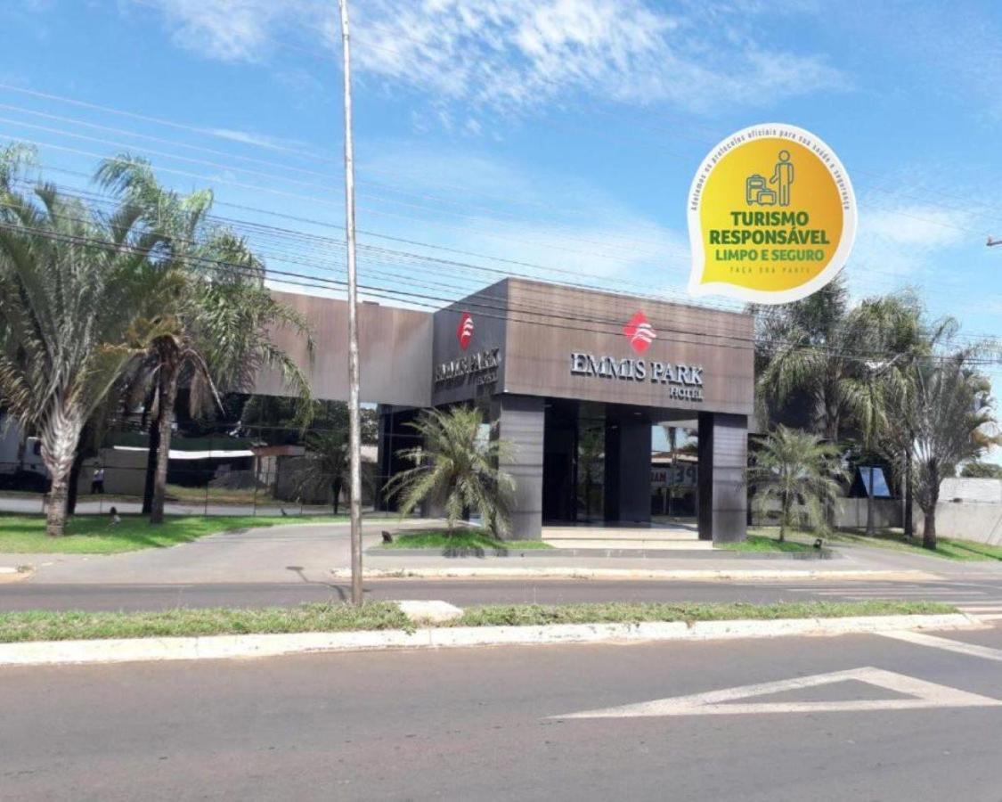 Emmis Park Hotel Aparecida do Taboado Buitenkant foto