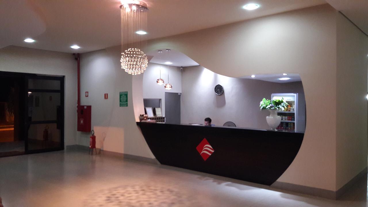 Emmis Park Hotel Aparecida do Taboado Buitenkant foto